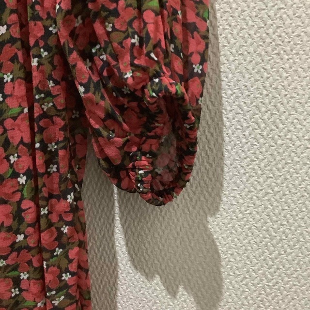 ヌキテパ　赤花柄ワンピース　アンダードレス付　タグ付　新品　RED フラワー 4