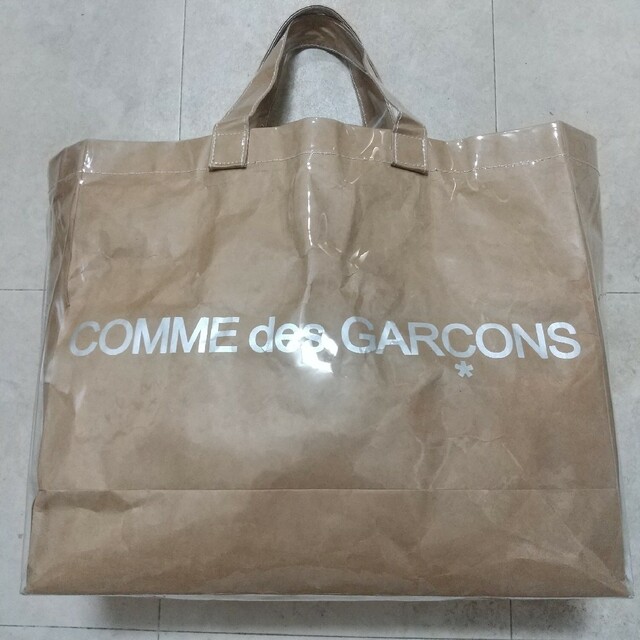 COMME des GARCONS(コムデギャルソン)のCOMME des GARCONS　☆　ビニールトートバッグ メンズのバッグ(トートバッグ)の商品写真