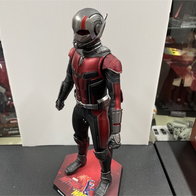 Hot Toys(ホットトイズ)のホットトイズ  アントマン エンタメ/ホビーのフィギュア(アメコミ)の商品写真