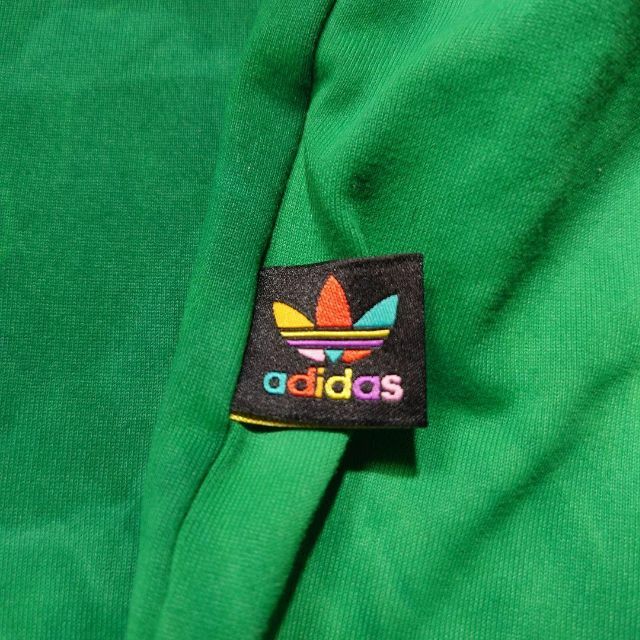 Originals（adidas）(オリジナルス)のadidas×ファレルウィリアムス　ビッグプリント　タイダイ　Tシャツ メンズのトップス(Tシャツ/カットソー(半袖/袖なし))の商品写真