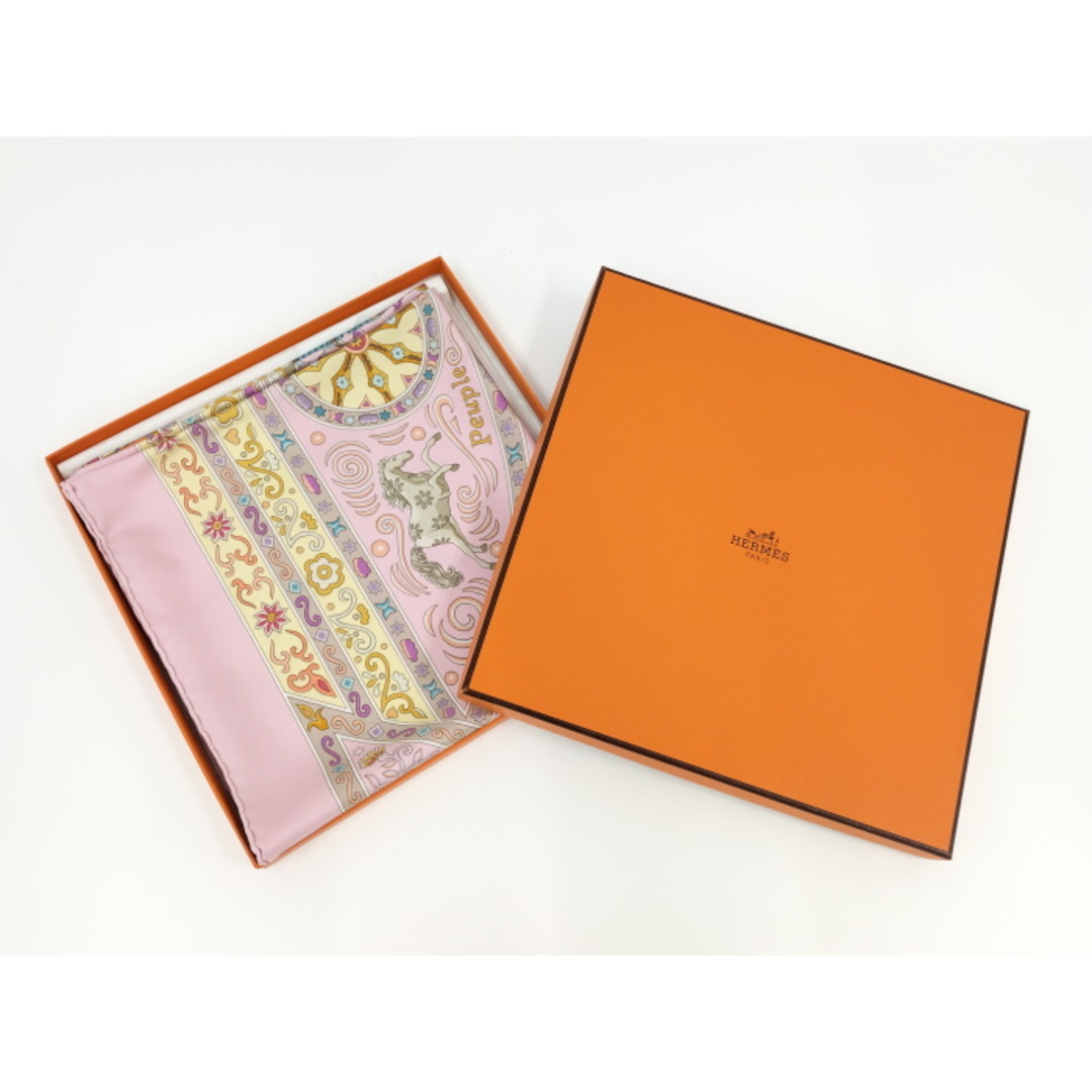 HERMES - HERMES カレ90 スカーフ 風の民 PEUPLE DU VENT シルク HERMES - HERMES カレ90 スカーフ 風の民 PEUPLE DU VENT シルク
