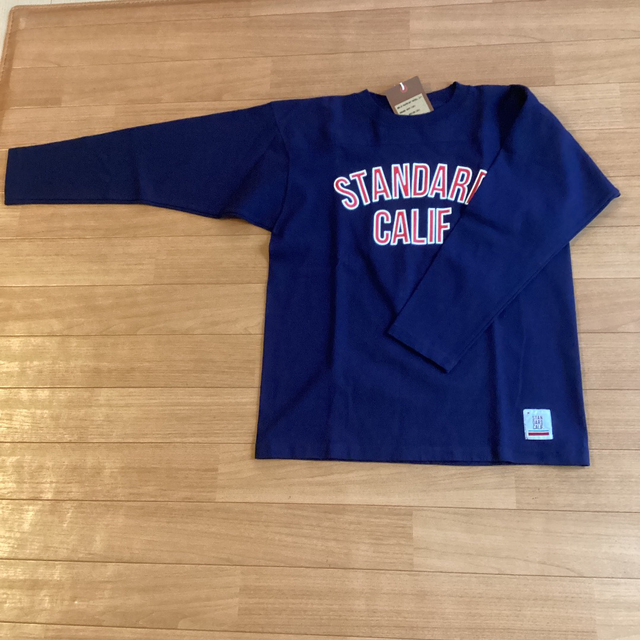 STANDARD CALIFORNIA(スタンダードカリフォルニア)の新品タグ付き　スタンダードカリフォルニアフットボールTシャツ　Mサイズ　 メンズのトップス(Tシャツ/カットソー(七分/長袖))の商品写真