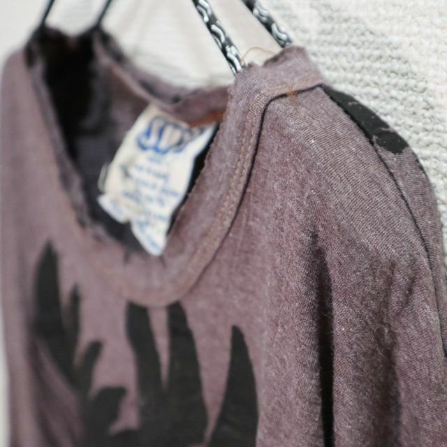【新品】シワ加工エスニックTシャツ  イーグル　紫系 メンズのトップス(Tシャツ/カットソー(半袖/袖なし))の商品写真