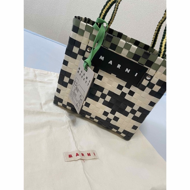 23SS 最新作 MARNI マルニ かごバッグ ピクニック アイボリーブラックの通販 by MAYY｜ラクマ