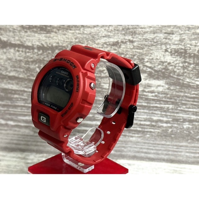 希少レア　CASIO G-SHOCK DW-6900 スラッシャー　レッド メンズの時計(腕時計(デジタル))の商品写真