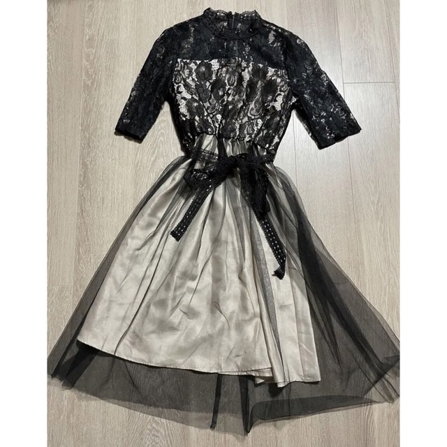 SNIDEL(スナイデル)のharemode レースチュール　ワンピース　ドレス レディースのフォーマル/ドレス(ミディアムドレス)の商品写真