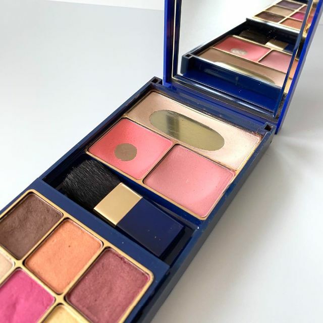 Dior ディオール 二段スライド式メイクパレット アイシャドウ チーク