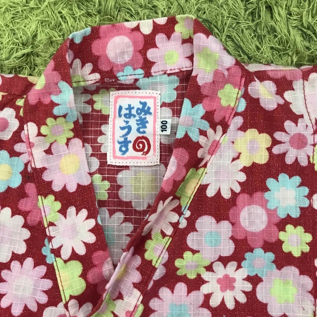 mikihouse(ミキハウス)の【美品】ミキハウス　甚平　花柄　100センチ キッズ/ベビー/マタニティのキッズ服女の子用(90cm~)(甚平/浴衣)の商品写真