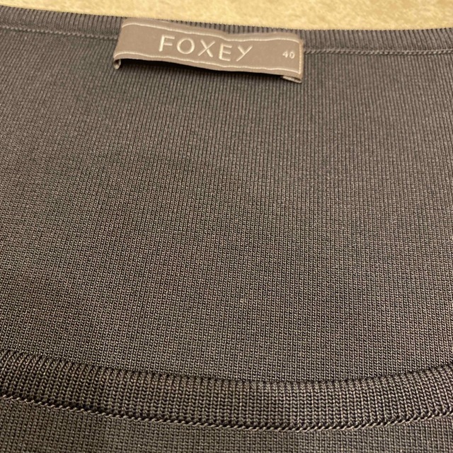 FOXEY(フォクシー)のFOXEY レディースのトップス(カットソー(半袖/袖なし))の商品写真