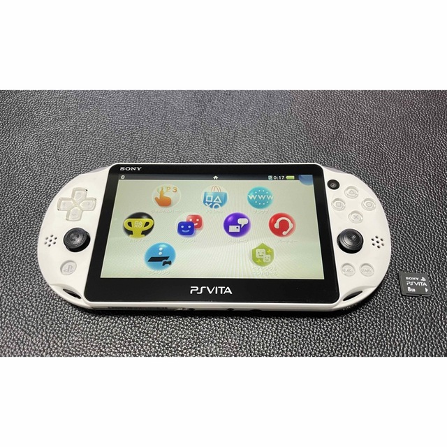 PlayStation Vita(プレイステーションヴィータ)のPS VITA エンタメ/ホビーのゲームソフト/ゲーム機本体(携帯用ゲーム機本体)の商品写真