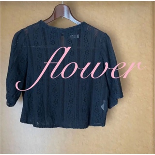 フラワー(flower)の★美品★ Flower フラワー　レース　ブラウス トップス(シャツ/ブラウス(半袖/袖なし))