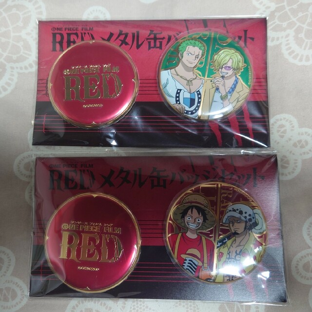 集英社(シュウエイシャ)のONE PIECE　ワンピース　缶バッジ　RED　ルフィ　ロー　ゾロ　サンジ エンタメ/ホビーのおもちゃ/ぬいぐるみ(キャラクターグッズ)の商品写真