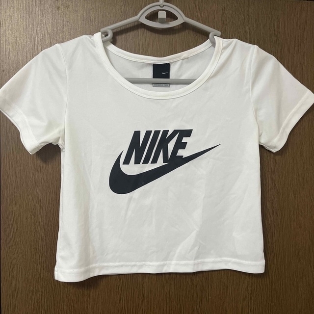 NIKE(ナイキ)のナイキ 白Tシャツ メンズのトップス(Tシャツ/カットソー(半袖/袖なし))の商品写真