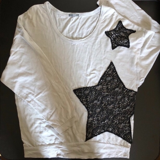 CINEMA CLUB(シネマクラブ)の長袖Tシャツ　グレー　星 レディースのトップス(Tシャツ(長袖/七分))の商品写真