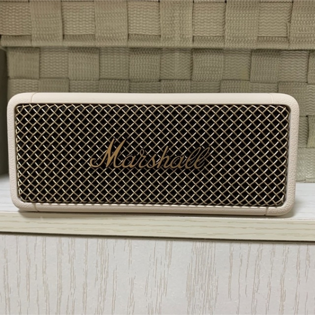 Marshall Emberton クリーム ワイヤレススピーカー オーディオ機器 Marshall Emberton クリーム ワイヤレススピーカー オーディオ機器