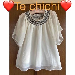 テチチ(Techichi)の❤️Te chichi❤️テチチ❤️襟シャーリング❤️トップス❤️(カットソー(半袖/袖なし))