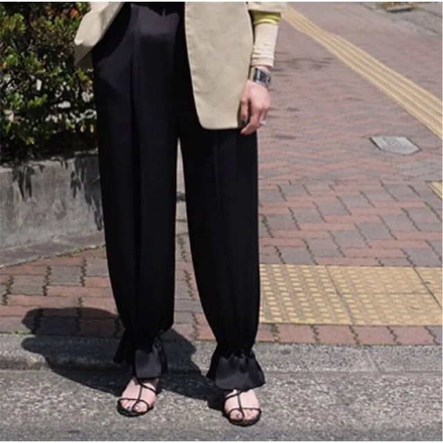 iirot Satin trousers 新作