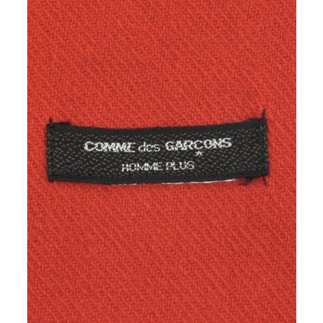 COMME des GARCONS HOMME PLUS(コムデギャルソンオムプリュス)のCOMME des GARCONS HOMME PLUS マフラー - 赤 【古着】【中古】 メンズのファッション小物(マフラー)の商品写真