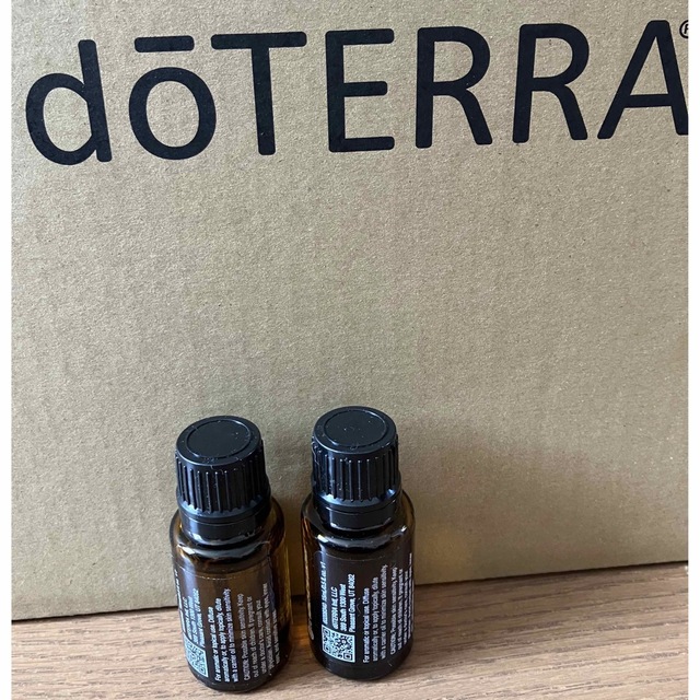 【未使用品】ドテラ　ティーツリー2本/doTERRA Tea tree