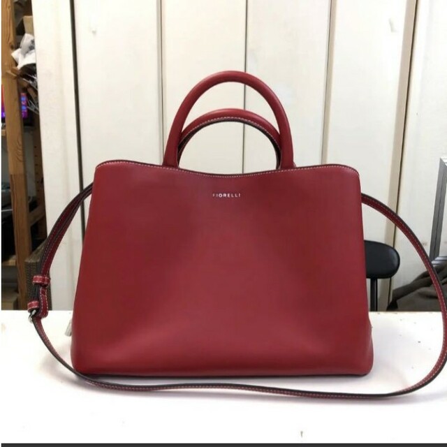 美品 FIORELLI 斜め掛けショルダー トートバッグ フィオレッリ