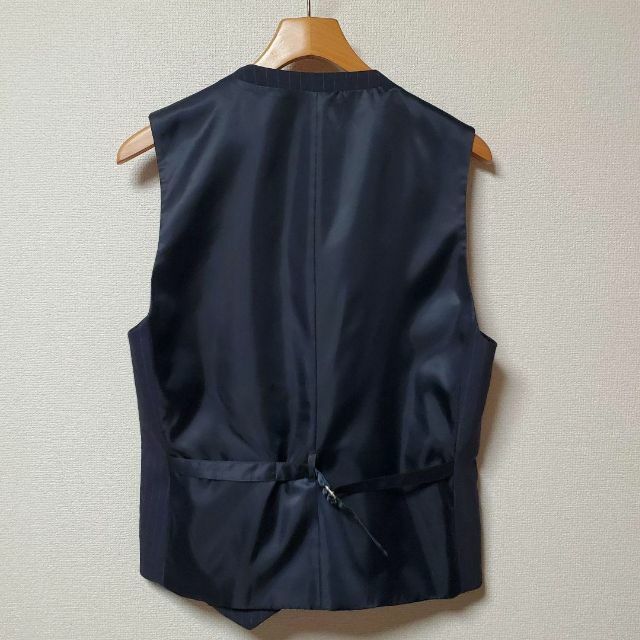 GU(ジーユー)のジーユー　メンズ　スーツ　スリーピース　セットアップ　ネイビー　ストライプ メンズのスーツ(セットアップ)の商品写真