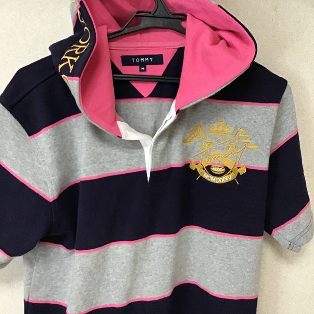 TOMMY HILFIGER(トミーヒルフィガー)の TOMMY トミー半袖パーカー メンズのトップス(パーカー)の商品写真