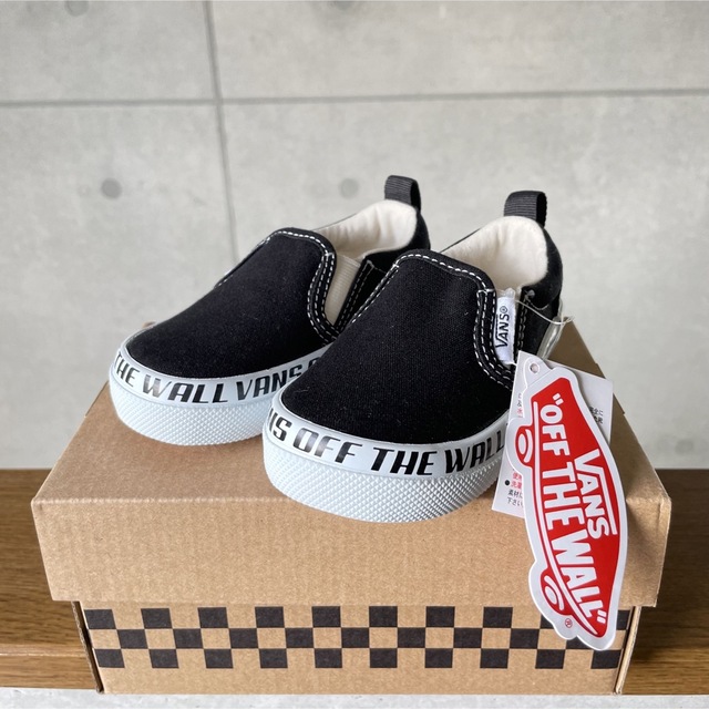 VANS(ヴァンズ)の【torm様】新品未使用☆ vans ベビー　キッズ　スリッポン　14cm キッズ/ベビー/マタニティのベビー靴/シューズ(~14cm)(スニーカー)の商品写真