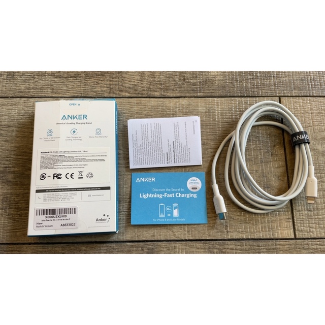 Anker(アンカー)の【 Anker】iPhoneケーブル スマホ/家電/カメラのスマホアクセサリー(その他)の商品写真