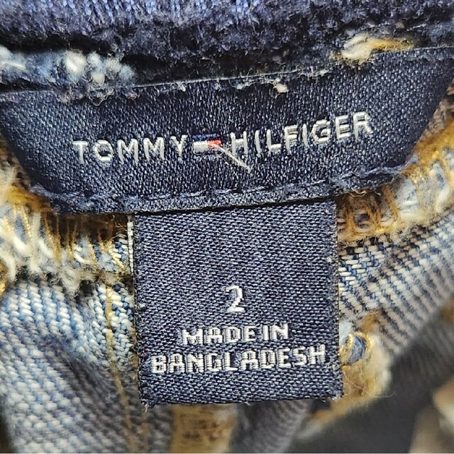 TOMMY HILFIGER(トミーヒルフィガー)のTOMMY HILFIGER　キッズ　デニムパンツ　90サイズ キッズ/ベビー/マタニティのキッズ服女の子用(90cm~)(パンツ/スパッツ)の商品写真