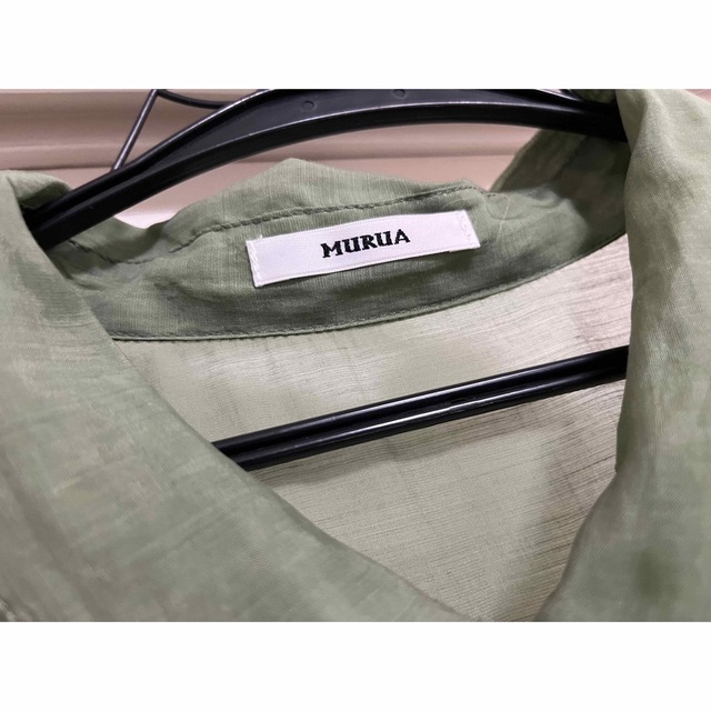 MURUA(ムルーア)のMURUA ムルーア　シアーシャツ　オリーブグリーン レディースのトップス(シャツ/ブラウス(長袖/七分))の商品写真