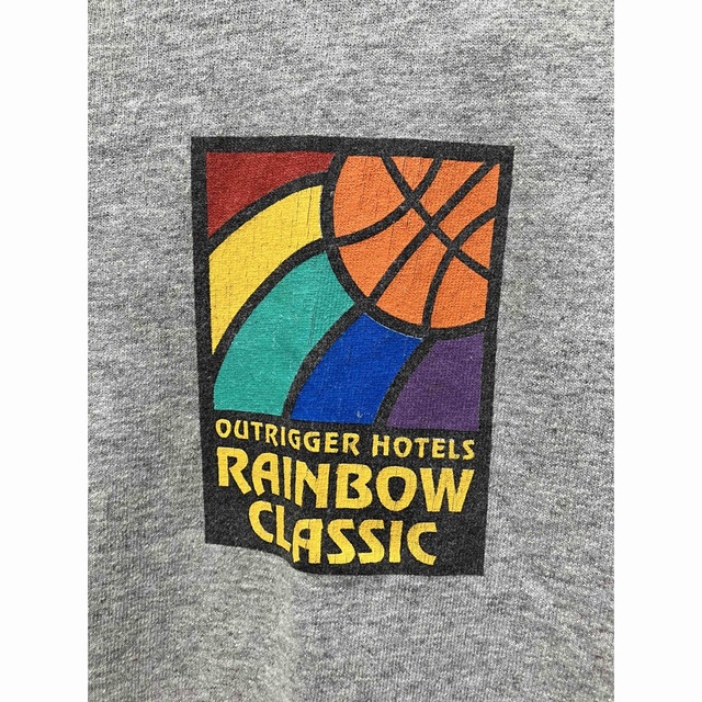 ハワイ大学 バスケットボール Tシャツ Rainbow Classic 2008 メンズのトップス(Tシャツ/カットソー(半袖/袖なし))の商品写真