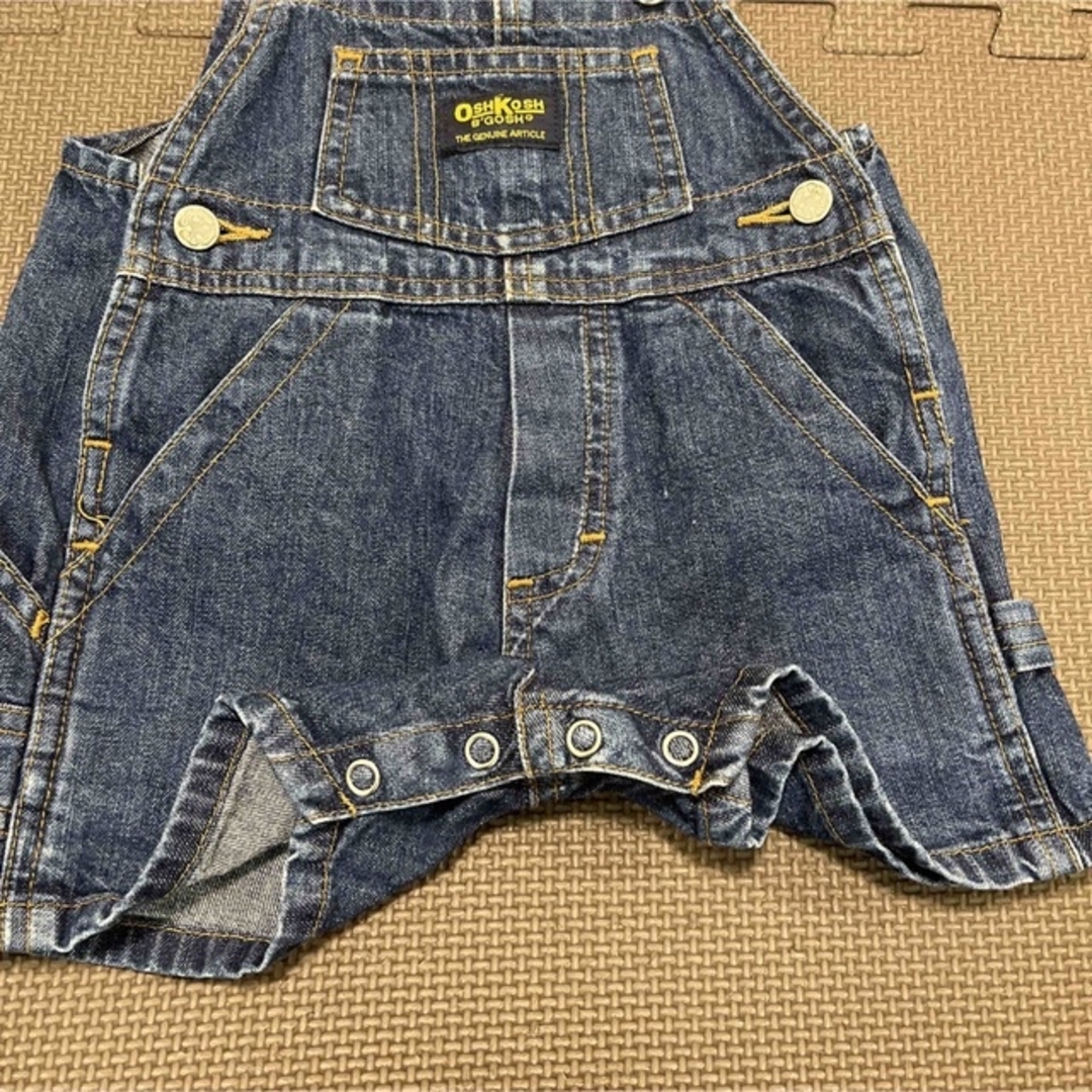 OshKosh(オシュコシュ)の【やや難あり】OSHKOSH オーバーオール75cm ハーフパンツ キッズ/ベビー/マタニティのベビー服(~85cm)(ロンパース)の商品写真