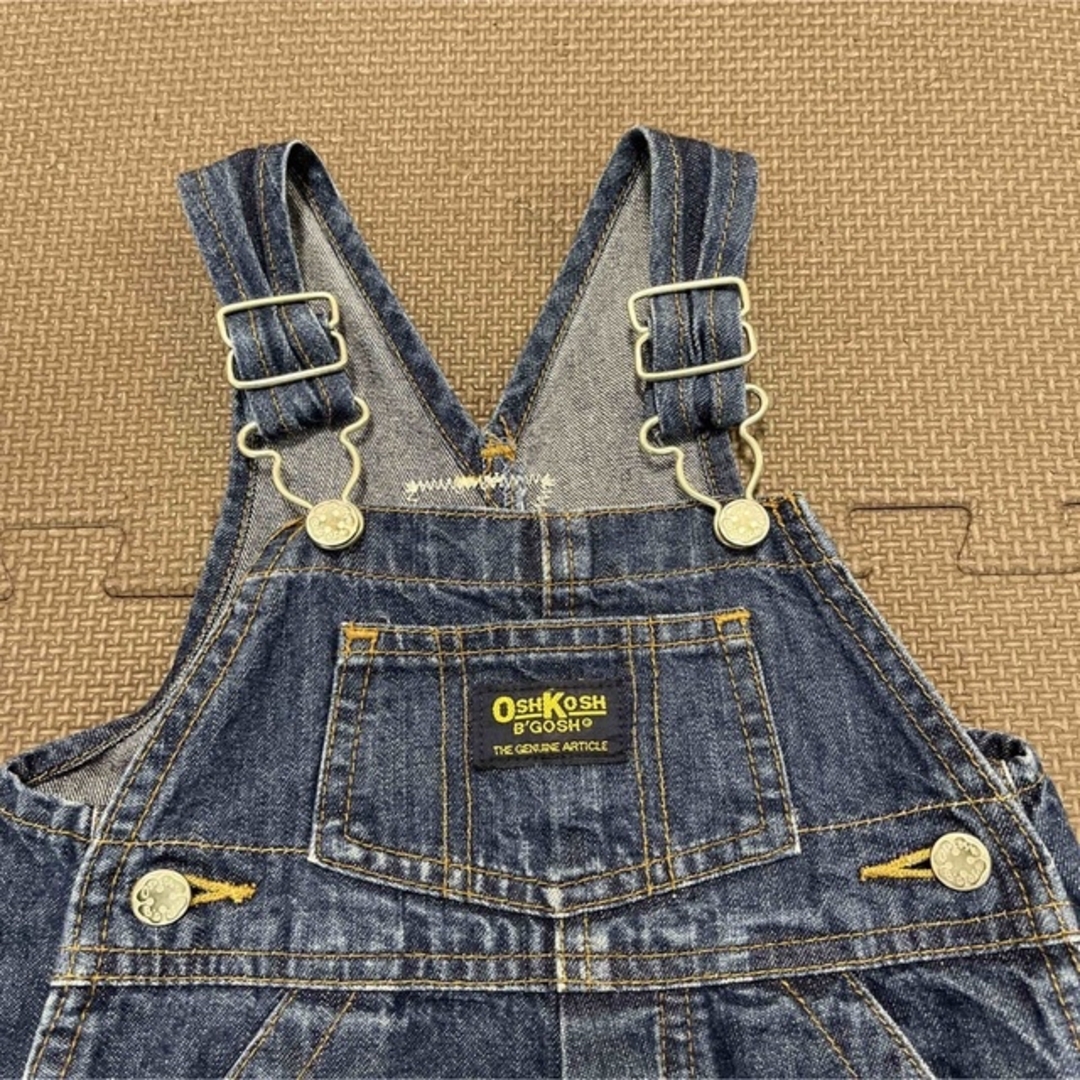 OshKosh(オシュコシュ)の【やや難あり】OSHKOSH オーバーオール75cm ハーフパンツ キッズ/ベビー/マタニティのベビー服(~85cm)(ロンパース)の商品写真