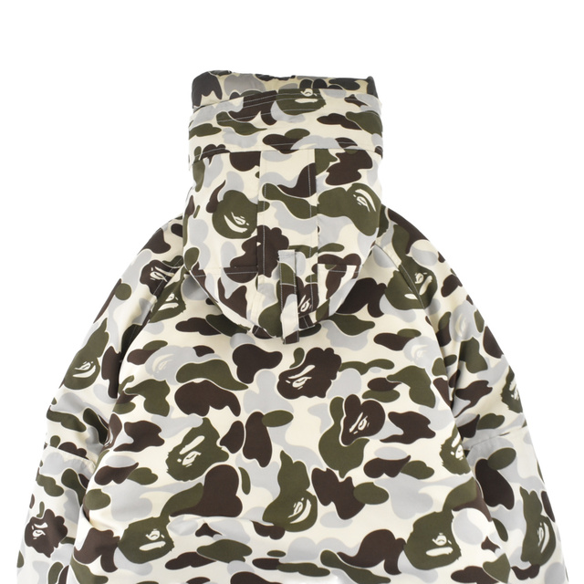A BATHING APE アベイシングエイプ 21AW ×CANADA GOOSE CHILLIWACK BOMBER カナダグース チリワック カモフラ ボンバーダウン ジャケット ホワイト/カーキ 7999MBC