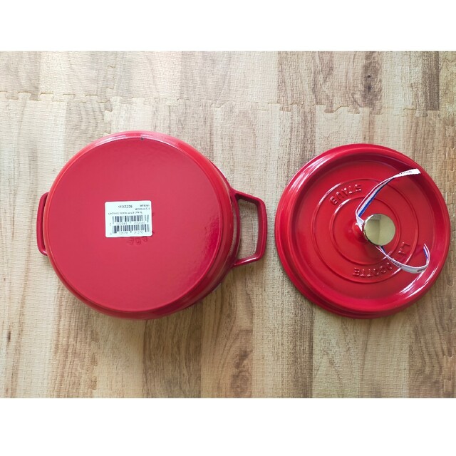 staub ストウブ ピコ ココット ラウンド  22cm キッチンタオル付！