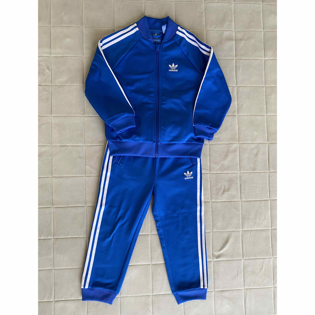 adidas(アディダス)のadidas アディダス　ジャージセットアップ　110 キッズ/ベビー/マタニティのキッズ服男の子用(90cm~)(その他)の商品写真