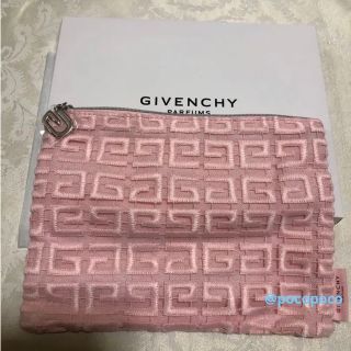 ジバンシィ(GIVENCHY)のジバンシイ　ピンク　レースポーチ　新品未使用(ポーチ)