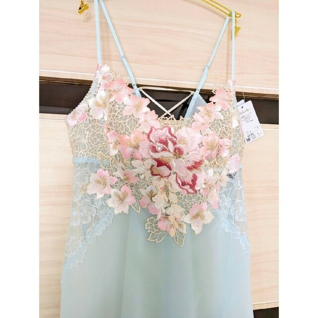 ワコール♥saluteサルート店舗限定89GスリップM♥SX♥STJ289♥完売 ワコール♥saluteサルート店舗限定89GスリップM♥SX♥STJ289♥完売