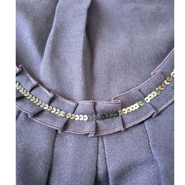 CLEAR IMPRESSION(クリアインプレッション)のスパンコール 紫ブラウス レディースのトップス(シャツ/ブラウス(半袖/袖なし))の商品写真
