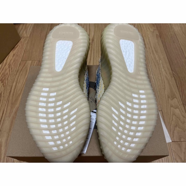 YEEZY（adidas）(イージー)のYEEZY BOOST 350 V2 MX OAT メンズの靴/シューズ(スニーカー)の商品写真