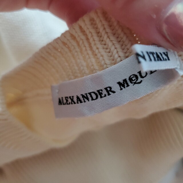 Alexander McQueen(アレキサンダーマックイーン)の【ユニセックス】Alexander McQueen　白ニット メンズのトップス(ニット/セーター)の商品写真