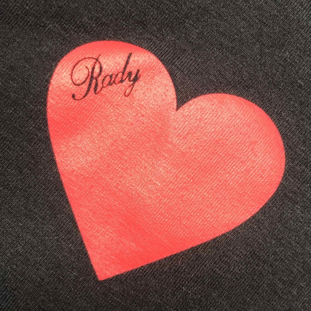 Rady(レディー)のRady LOVEY ハート Tシャツ Fサイズ ブラック  レディースのトップス(Tシャツ(半袖/袖なし))の商品写真