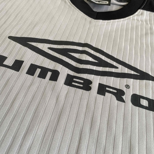 UMBRO(アンブロ)のUmbro スポーツウェア S‐Mサイズ スポーツ/アウトドアのランニング(ウェア)の商品写真