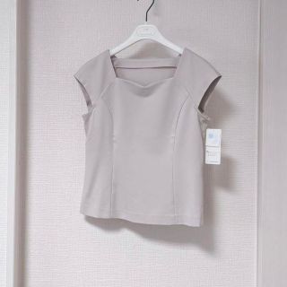 レリアン(leilian)のレリアン💛新品💛Leilianフレンチ袖カットソープルオーバーベージュ９号 (Tシャツ(半袖/袖なし))