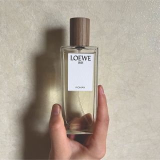 ロエベ(LOEWE)のLOEWE woman 001 50ml 香水(香水(女性用))