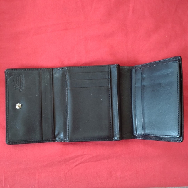 Vivienne Westwood(ヴィヴィアンウエストウッド)のヴィヴィアン・ウエストウッド　がま口財布 レディースのファッション小物(財布)の商品写真
