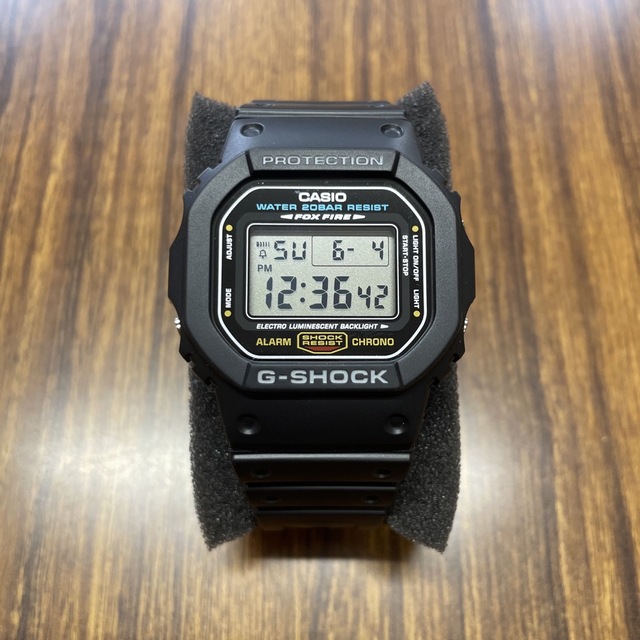 G-SHOCK(ジーショック)のG-SHOCK DW5600E メンズの時計(腕時計(デジタル))の商品写真