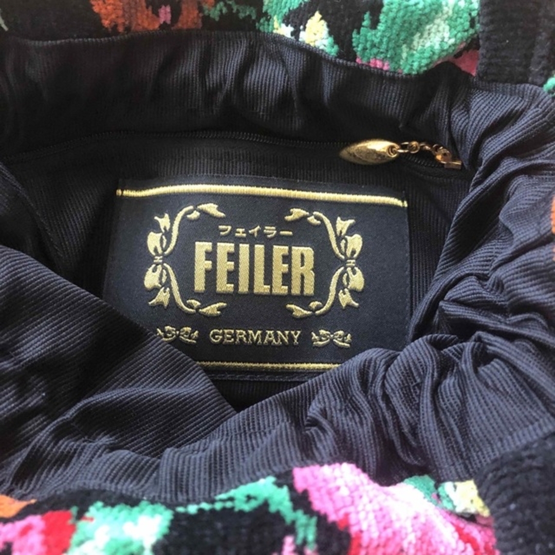 FEILER(フェイラー)のFEILER♡パイル生地巾着ポーチ レディースのファッション小物(ポーチ)の商品写真