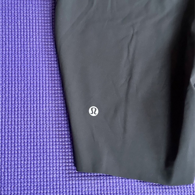 lululemon ハイライズ　5分丈レギンス 2