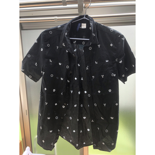 エイチアンドエム(H&M)のh&m 半袖シャツ　和テイスト　黒　サイズxs 未使用(シャツ)